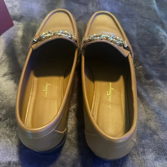 Moccasin with Gancini ornament - Picture 8 of 14